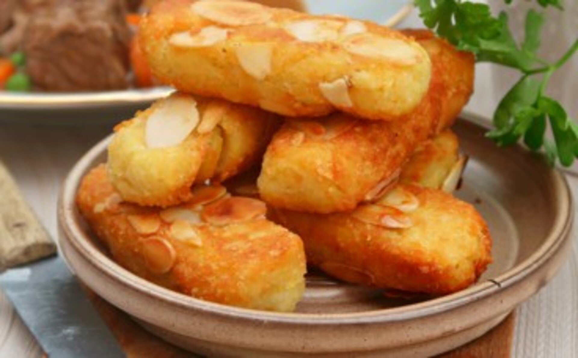 Krokiety migdałowe