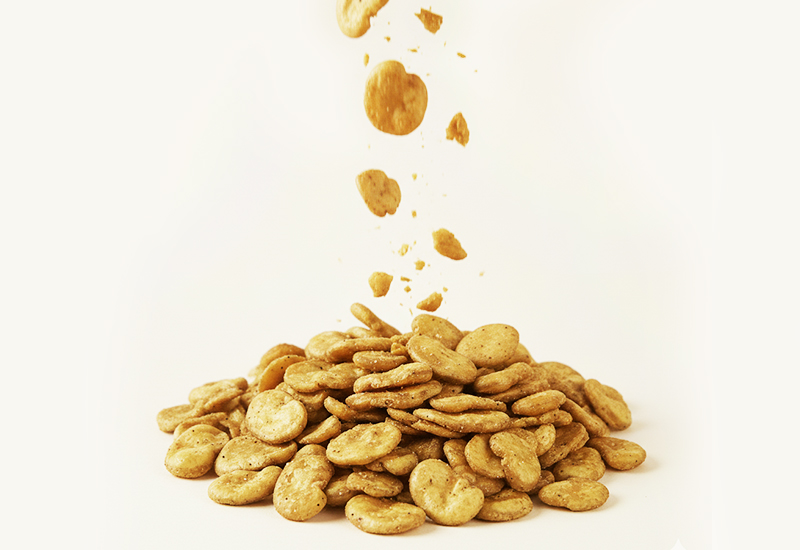 Butelka ketchupu i pomidory