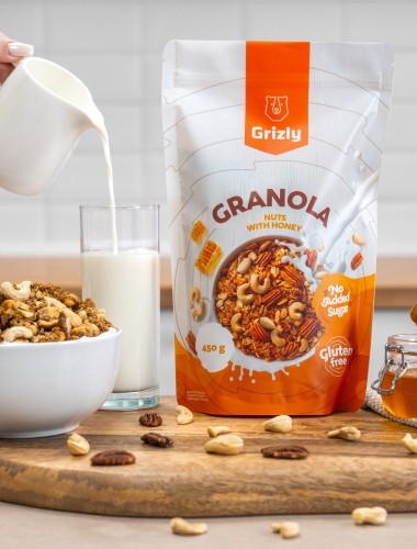 Granola orzechowa z miodem Grizly