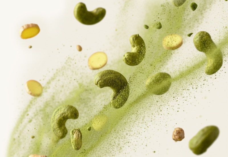 Butelka ketchupu i pomidory