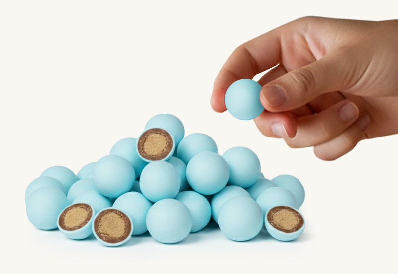 Butelka ketchupu i pomidory