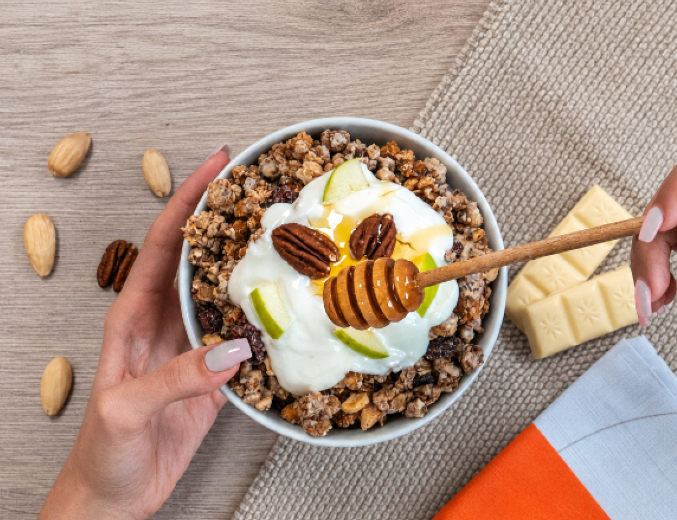 Chrupiąca kokosowa granola