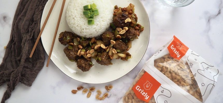 Wołowina kung pao z ryżem