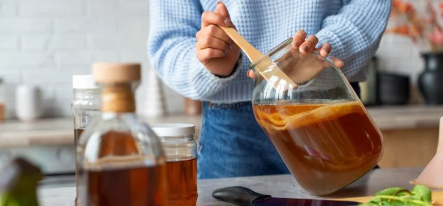 TOP 5 korzyści kombuchy dla naszego zdrowia