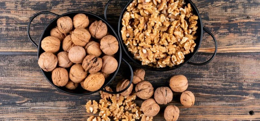 Zdrowe orzechy włoskie: 3 główne korzyści i działanie