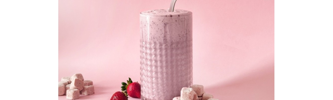 3 letnie desery z truskawkami z LYO kostkami kokosowymi. Po nich znikną w mgnieniu oka!