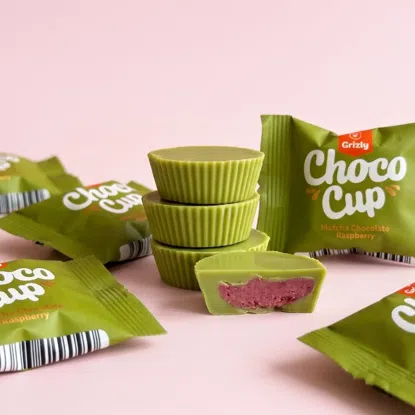 Choco Cups matcha z czekoladą & maliną