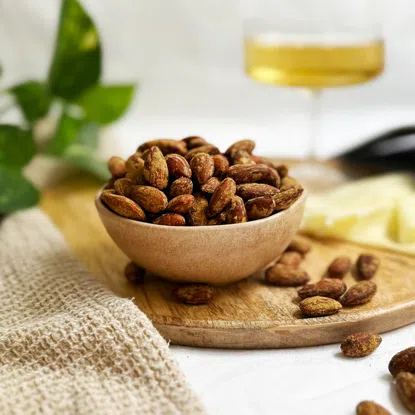 Migdały prażone solone o smaku musztardy