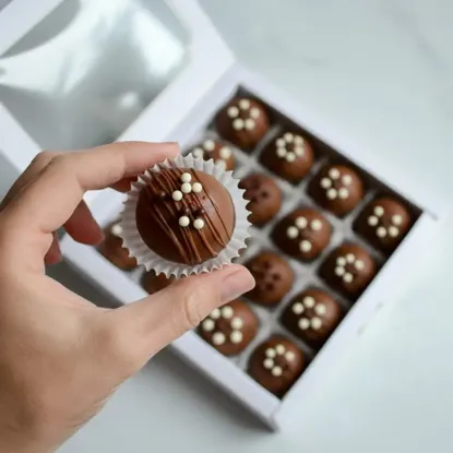 Mini chrupiące czekoladowe kuleczki