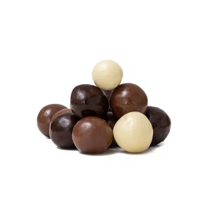 Orzechy laskowe trzykolorowe