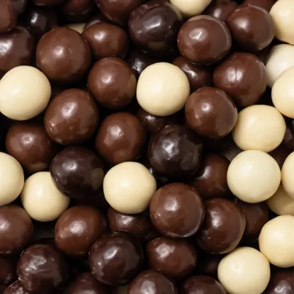 Orzechy laskowe trzykolorowe