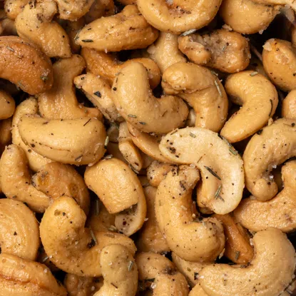 Smażone orzechy nerkowca o smaku trufli